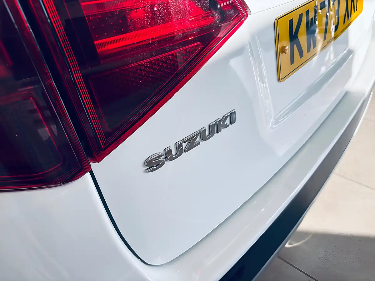 Used 2023 Suzuki Vitara Go White - Interior and Exterior details 18