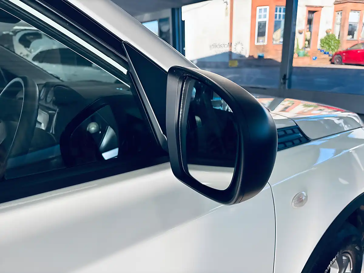 Used 2023 Suzuki Vitara Go White - Interior and Exterior details 9