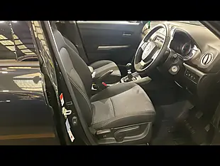 Used 2023 Suzuki Vitara Sz-T Black - Interior and Exterior details 11