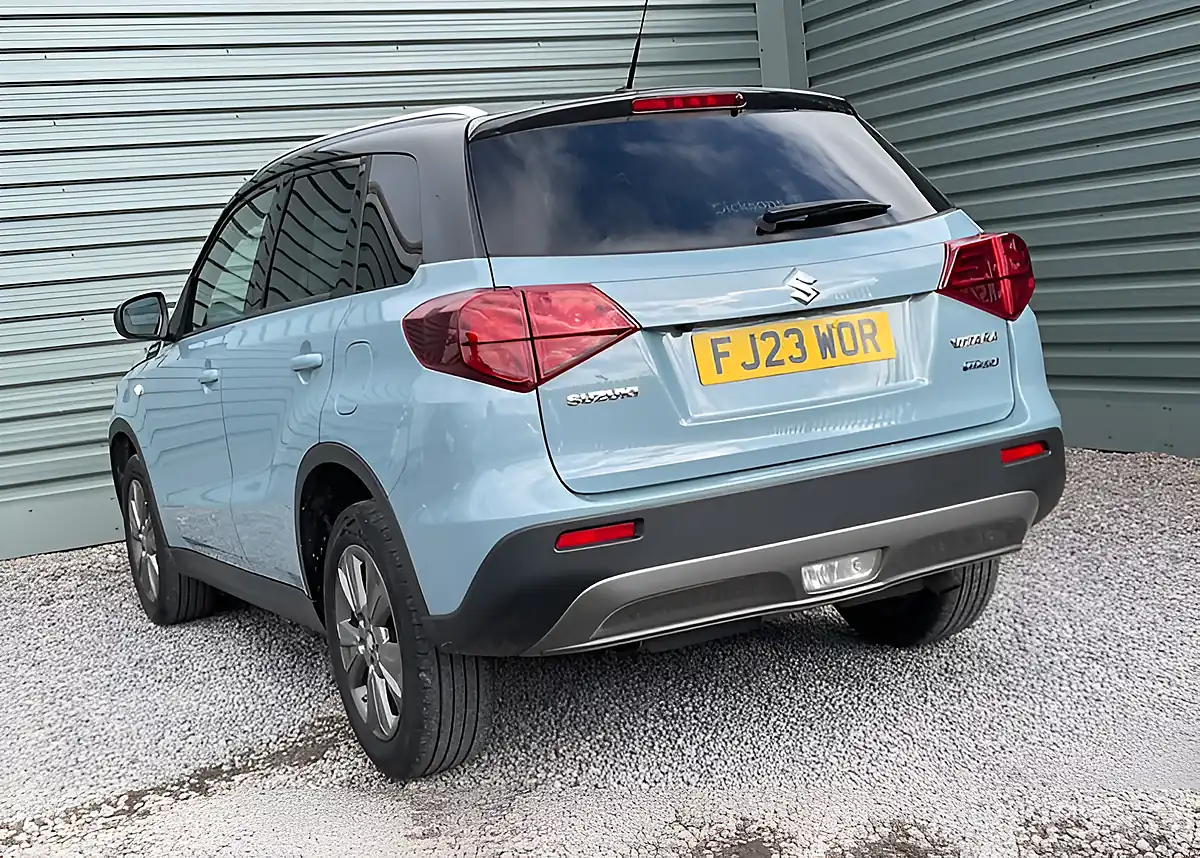 Used 2023 Suzuki Vitara Sz-T Blue - Interior and Exterior details 12