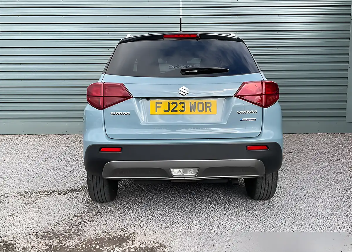 Used 2023 Suzuki Vitara Sz-T Blue - Interior and Exterior details 13