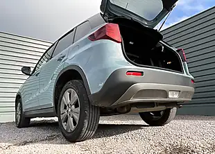 Used 2023 Suzuki Vitara Sz-T Blue - Interior and Exterior details 17