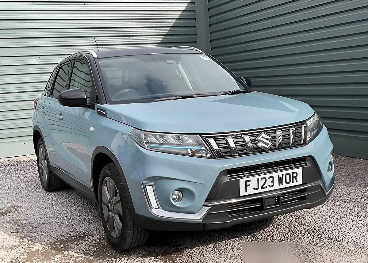 Used 2023 Suzuki Vitara Sz-T Blue - Interior and Exterior details 5