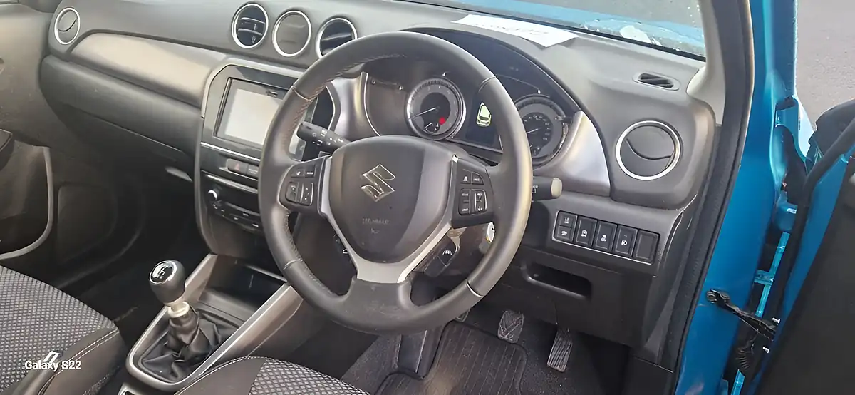 Used 2023 Suzuki Vitara Sz-T Blue - Interior and Exterior details 12