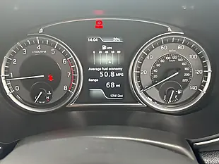 Used 2023 Suzuki Vitara Sz-T Red - Interior and Exterior details 14