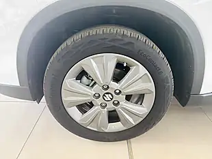 Used 2023 Suzuki Vitara Sz-T White - Interior and Exterior details 14