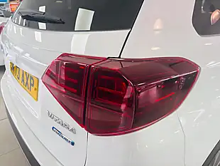 Used 2023 Suzuki Vitara Sz-T White - Interior and Exterior details 20
