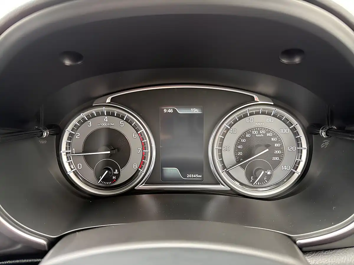 Used 2023 Suzuki Vitara Sz-T White - Interior and Exterior details 15