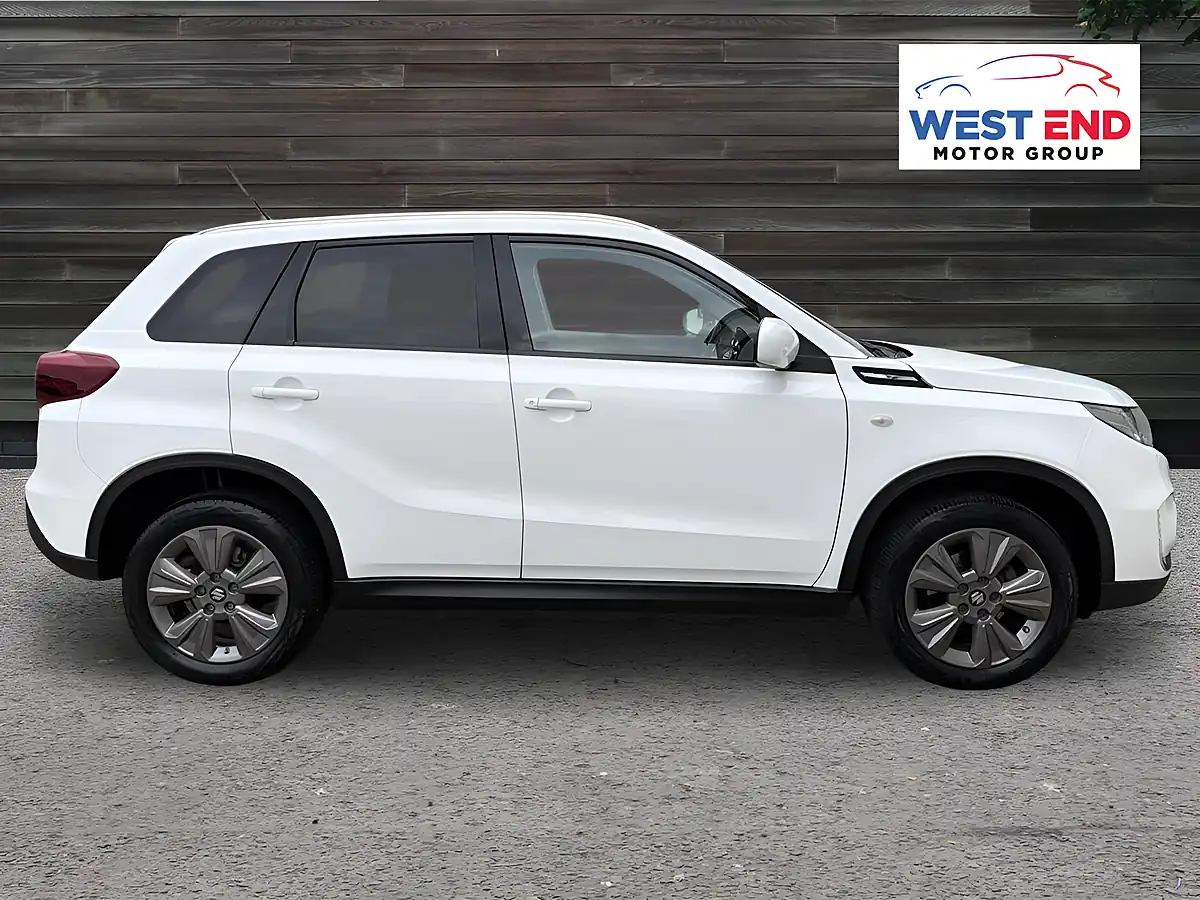 Used 2023 Suzuki Vitara Sz-T White - Interior and Exterior details 2