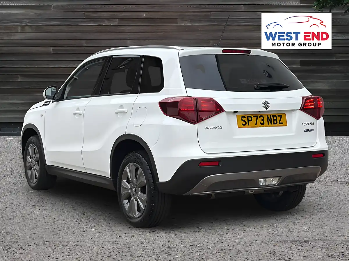 Used 2023 Suzuki Vitara Sz-T White - Interior and Exterior details 3