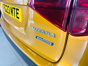 Used 2023 Suzuki Vitara Sz-T Yellow - Interior and Exterior details 11