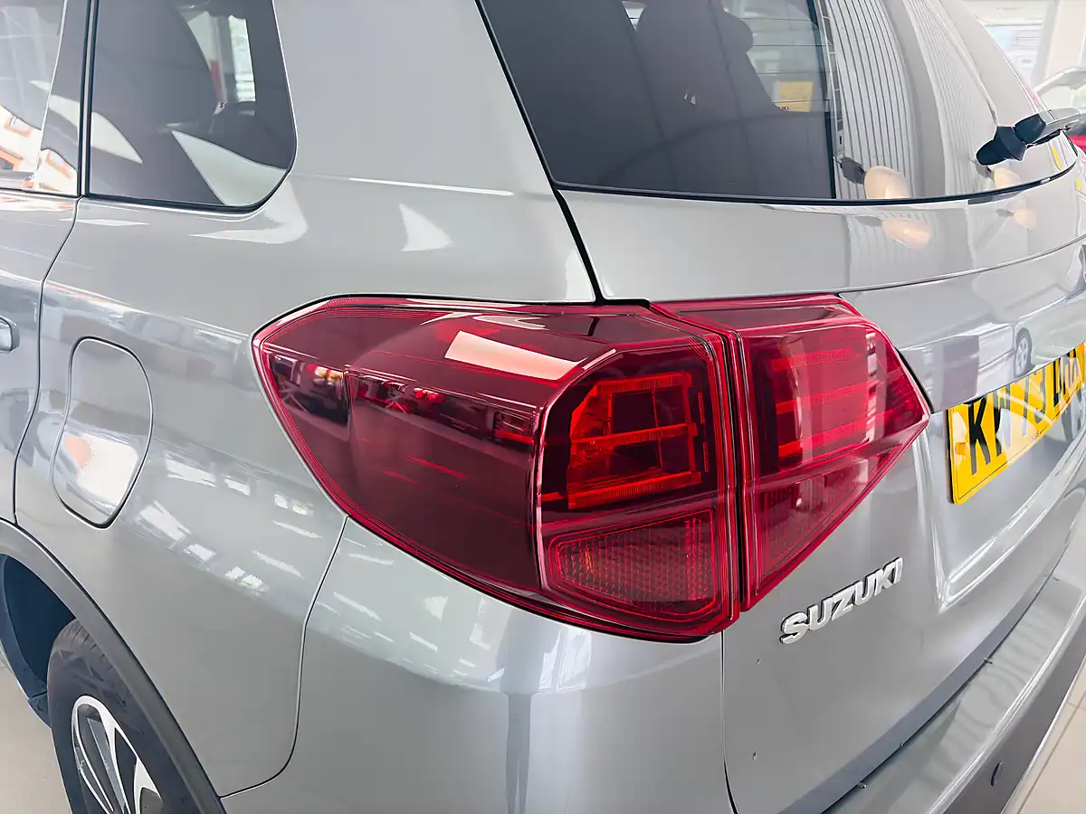 Used 2023 Suzuki Vitara SZ5 Allgrip Grey - Interior and Exterior details 16