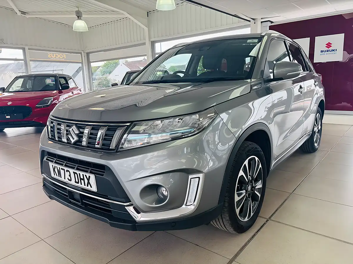 Used 2023 Suzuki Vitara SZ5 Allgrip Grey - Interior and Exterior details 3