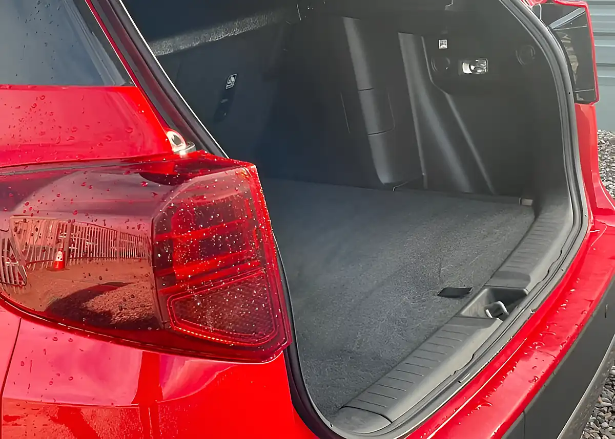 Used 2023 Suzuki Vitara SZ5 Allgrip Red - Interior and Exterior details 20
