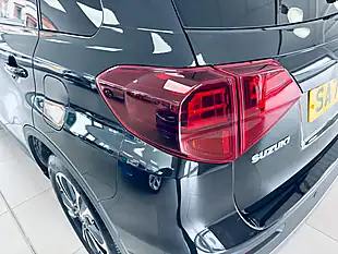 Used 2023 Suzuki Vitara SZ5 Black - Interior and Exterior details 18