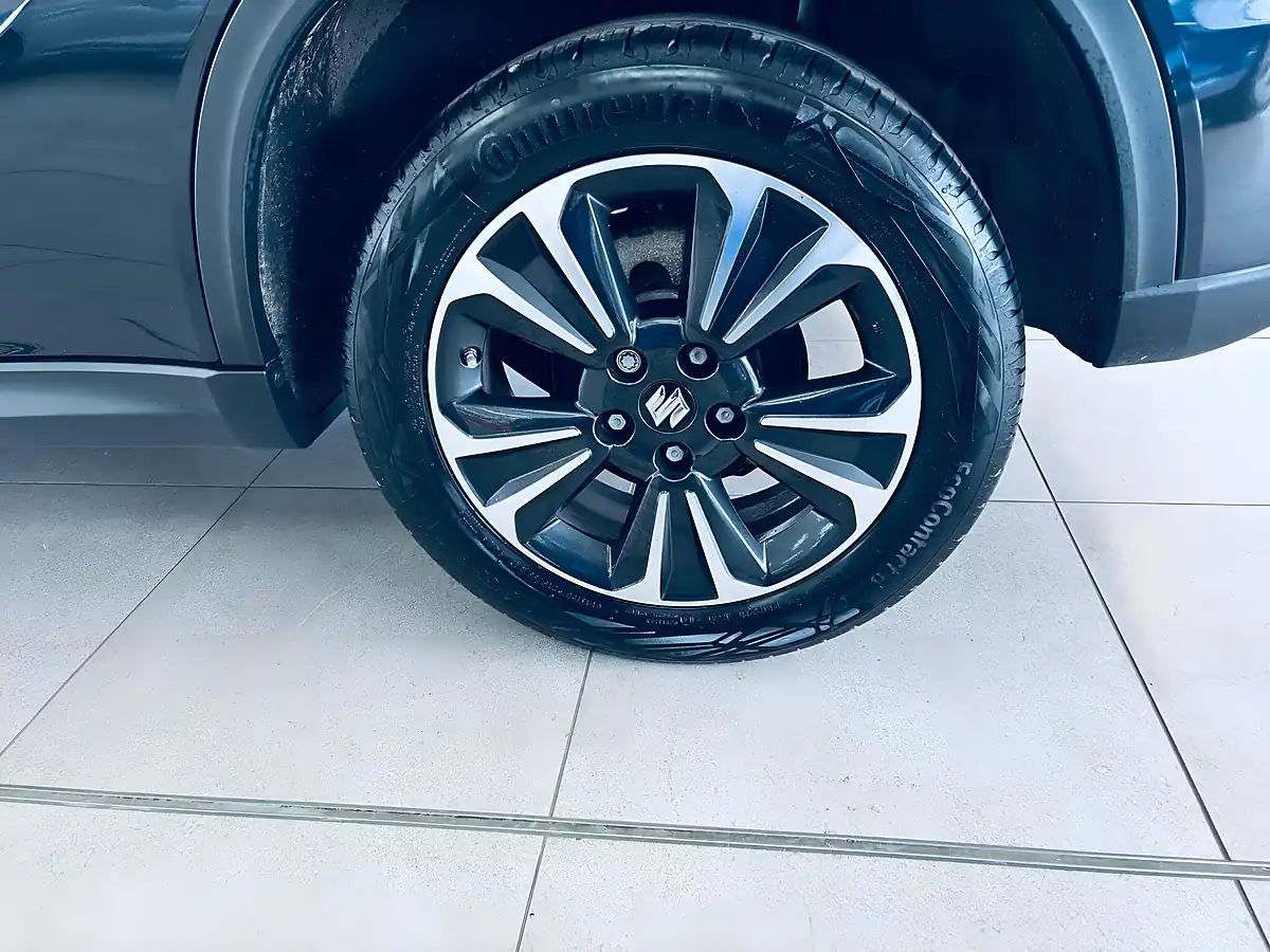 Used 2023 Suzuki Vitara SZ5 Black - Interior and Exterior details 19
