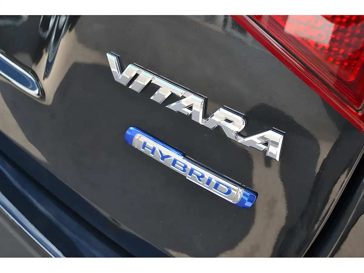 Used 2023 Suzuki Vitara SZ5 Black - Interior and Exterior details 14