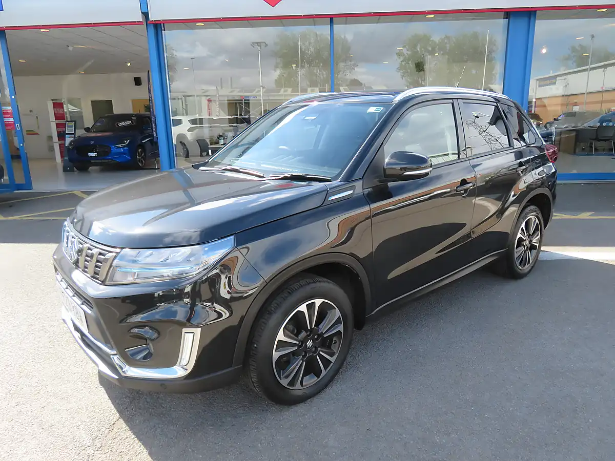 Used 2023 Suzuki Vitara SZ5 Black - Interior and Exterior details 5