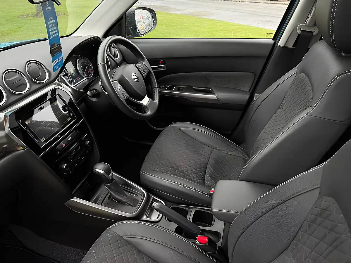 Used 2023 Suzuki Vitara SZ5 Blue - Interior and Exterior details 10
