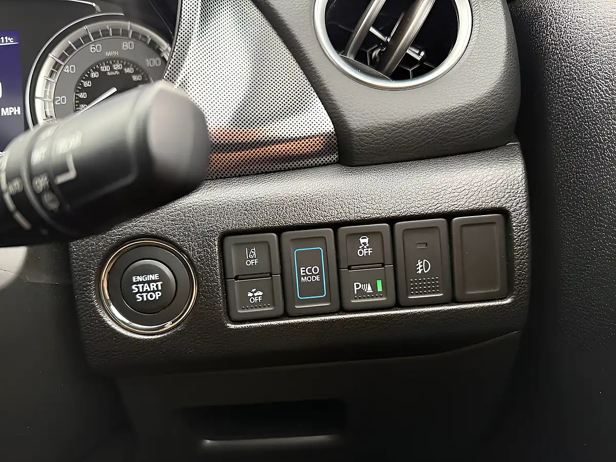 Used 2023 Suzuki Vitara SZ5 Blue - Interior and Exterior details 17