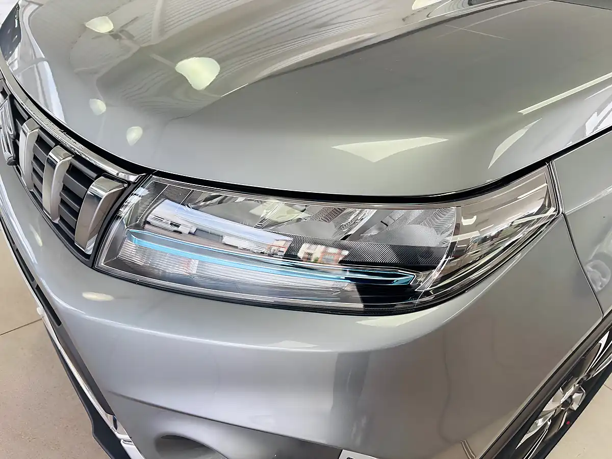 Used 2023 Suzuki Vitara SZ5 Grey - Interior and Exterior details 13