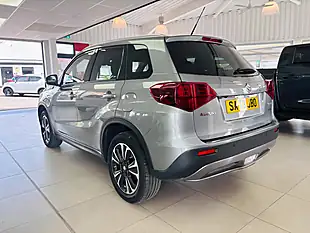 Used 2023 Suzuki Vitara SZ5 Grey - Interior and Exterior details 7