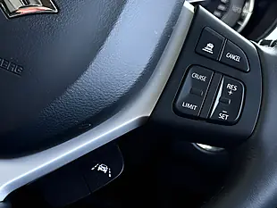 Used 2023 Suzuki Vitara SZ5 Silver - Interior and Exterior details 17