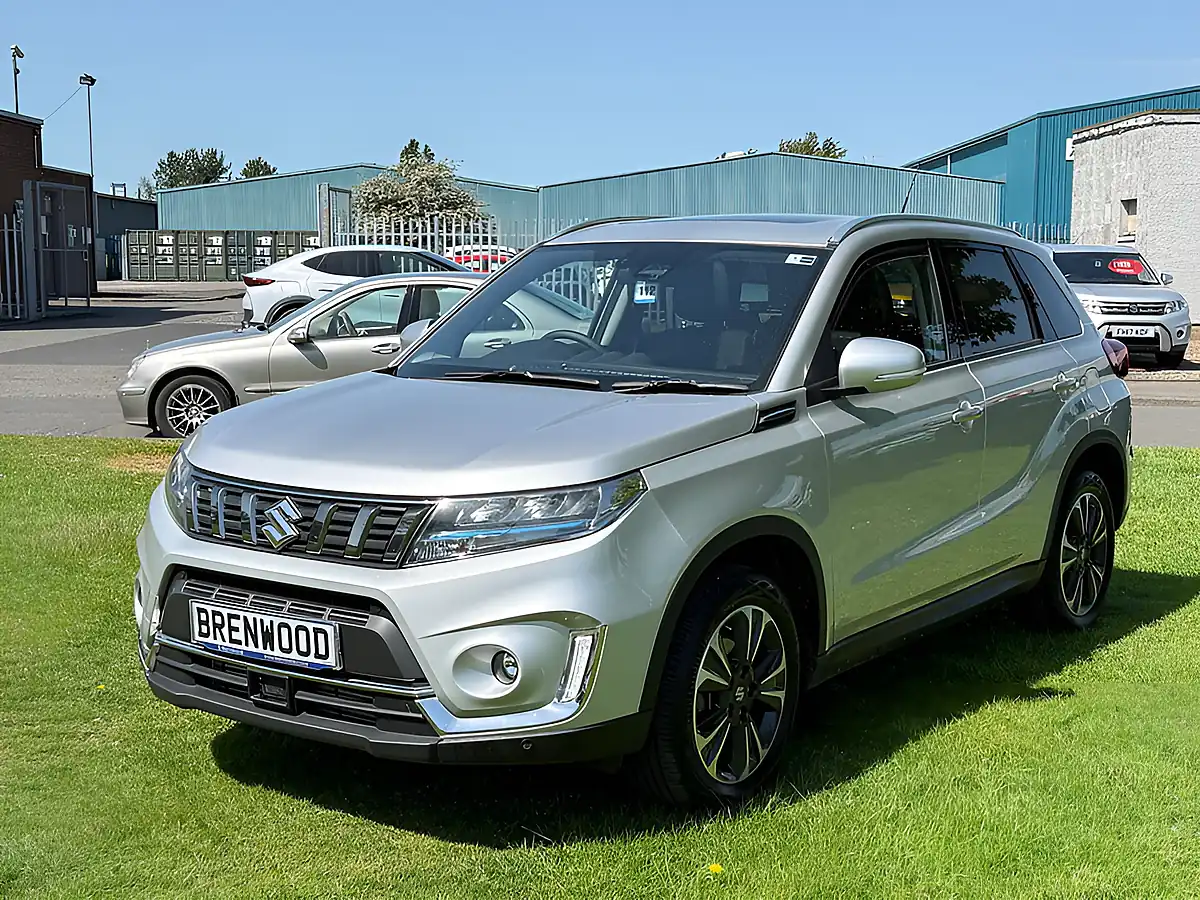 Used 2023 Suzuki Vitara SZ5 Silver - Interior and Exterior details 4