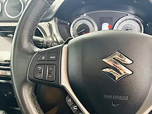 Used 2023 Suzuki Vitara SZ5 Silver - Interior and Exterior details 18