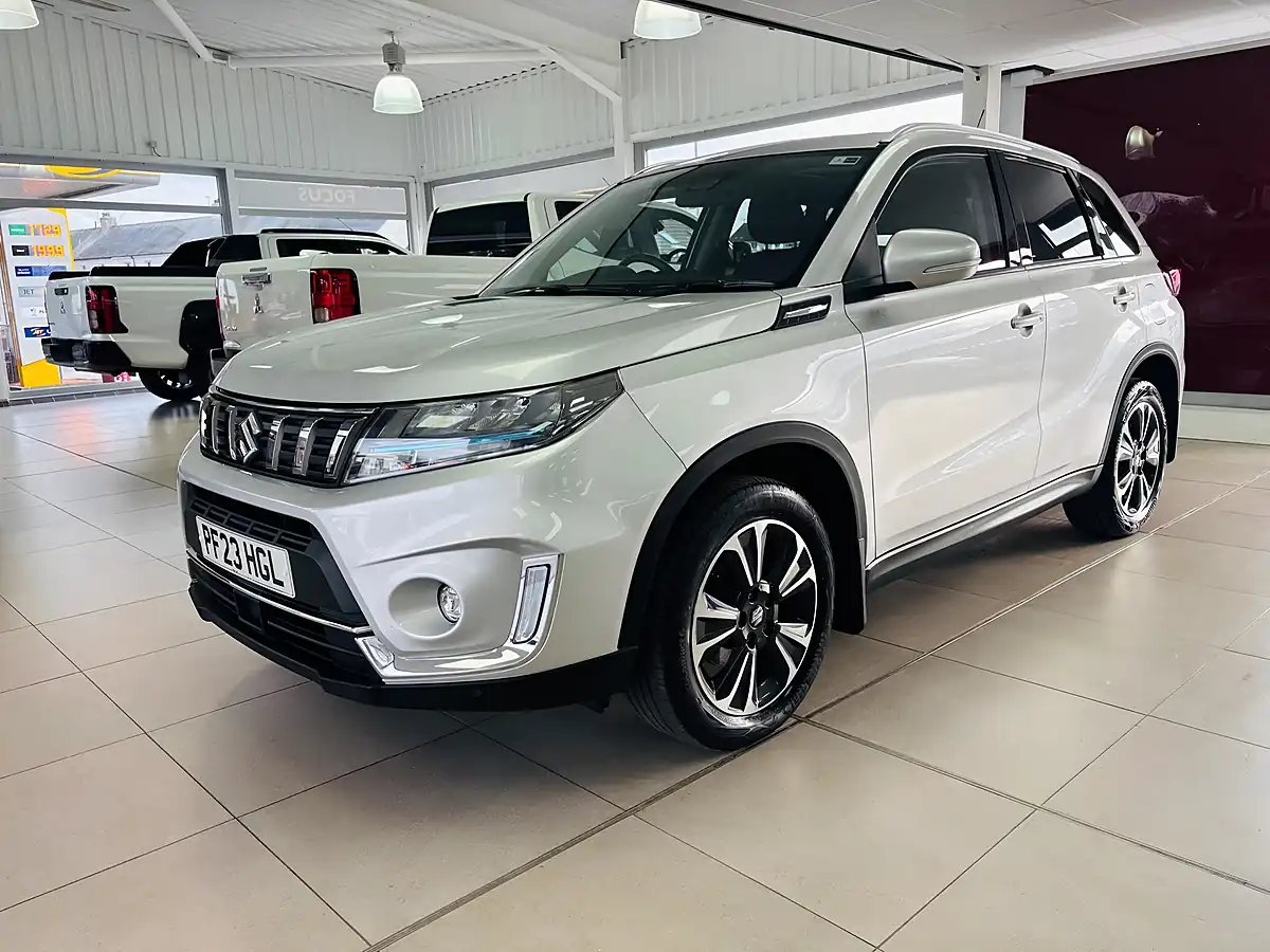 Used 2023 Suzuki Vitara SZ5 Silver - Interior and Exterior details 3