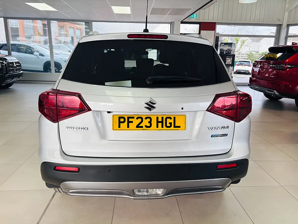 Used 2023 Suzuki Vitara SZ5 Silver - Interior and Exterior details 6