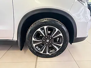 Used 2023 Suzuki Vitara SZ5 Silver - Interior and Exterior details 8