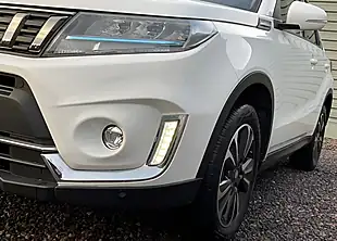 Used 2023 Suzuki Vitara SZ5 White - Interior and Exterior details 5