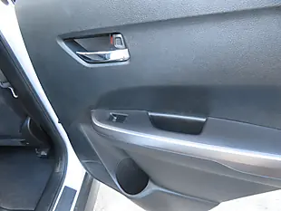 Used 2023 Suzuki Vitara SZ5 White - Interior and Exterior details 15