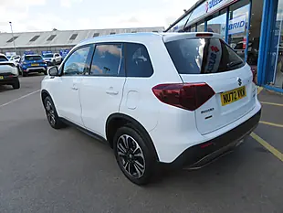 Used 2023 Suzuki Vitara SZ5 White - Interior and Exterior details 6
