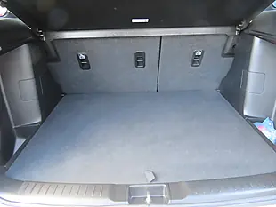 Used 2023 Suzuki Vitara SZ5 White - Interior and Exterior details 8