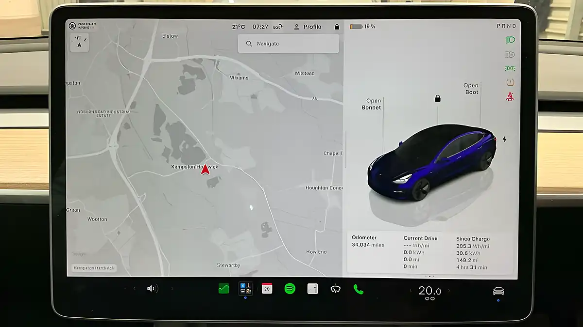 Used 2023 Tesla Model 3 Blue - Interior and Exterior details 18