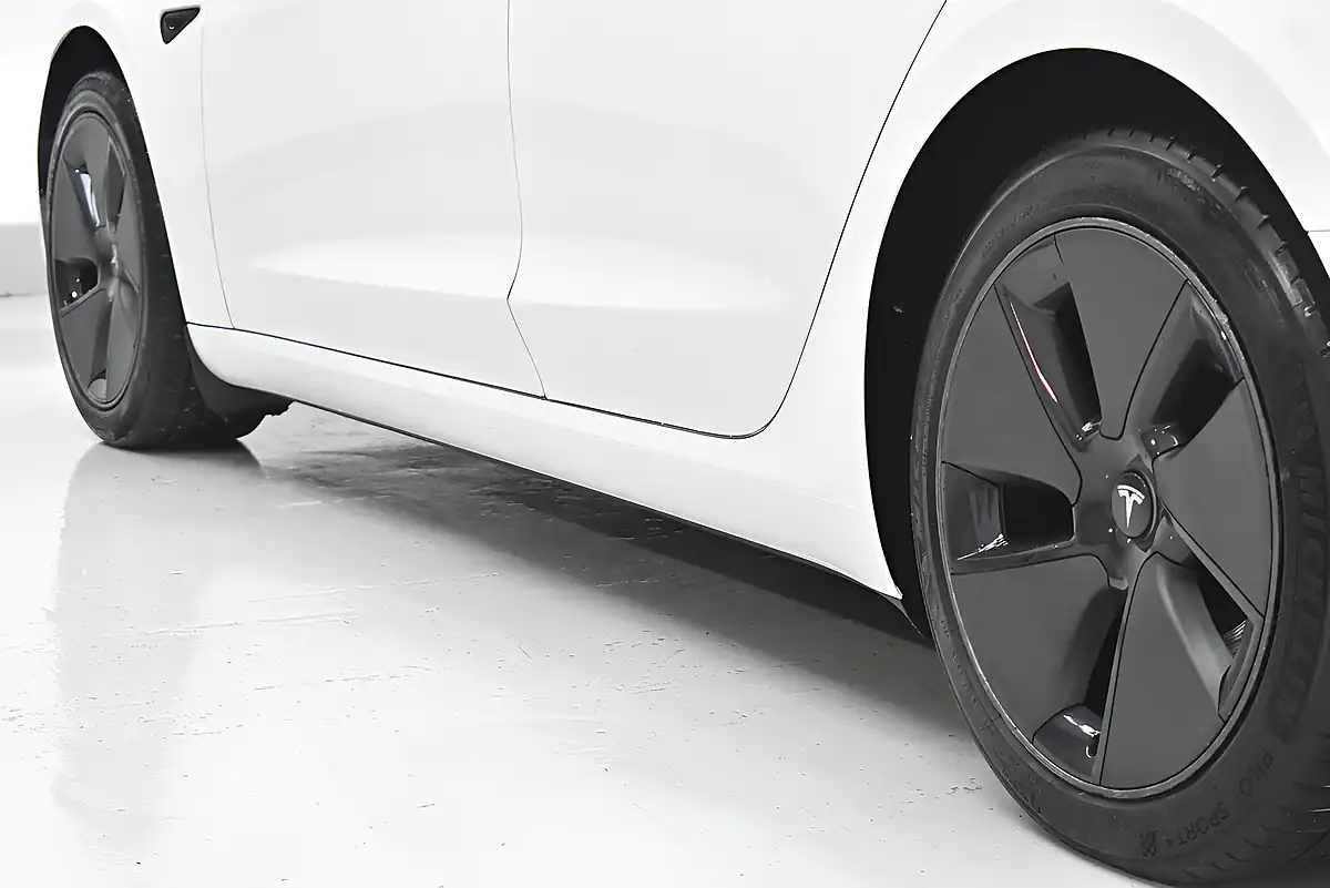 Used 2023 Tesla Model 3 Long Range White - Interior and Exterior details 9