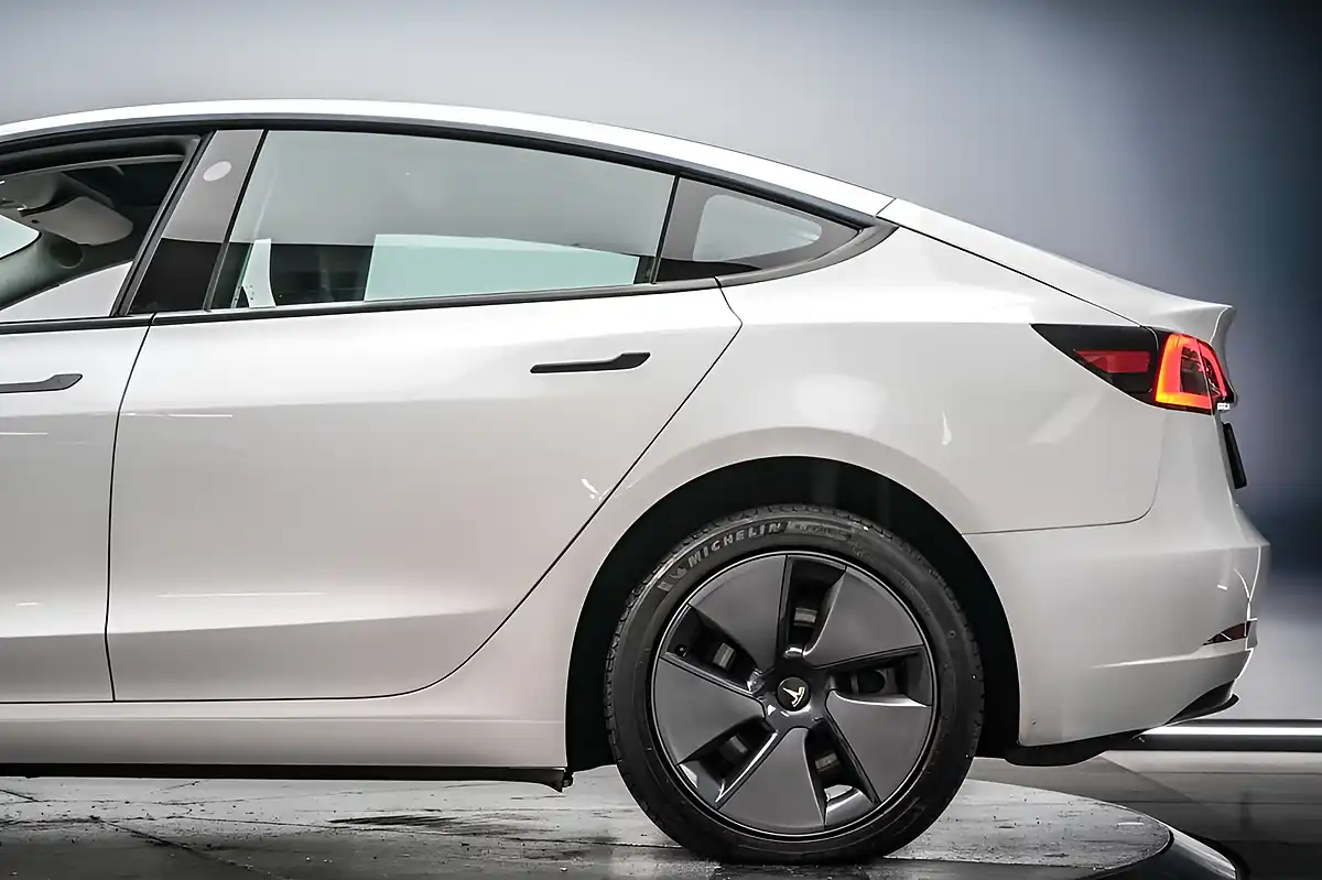 Used 2023 Tesla Model 3 Long Range White - Interior and Exterior details 11