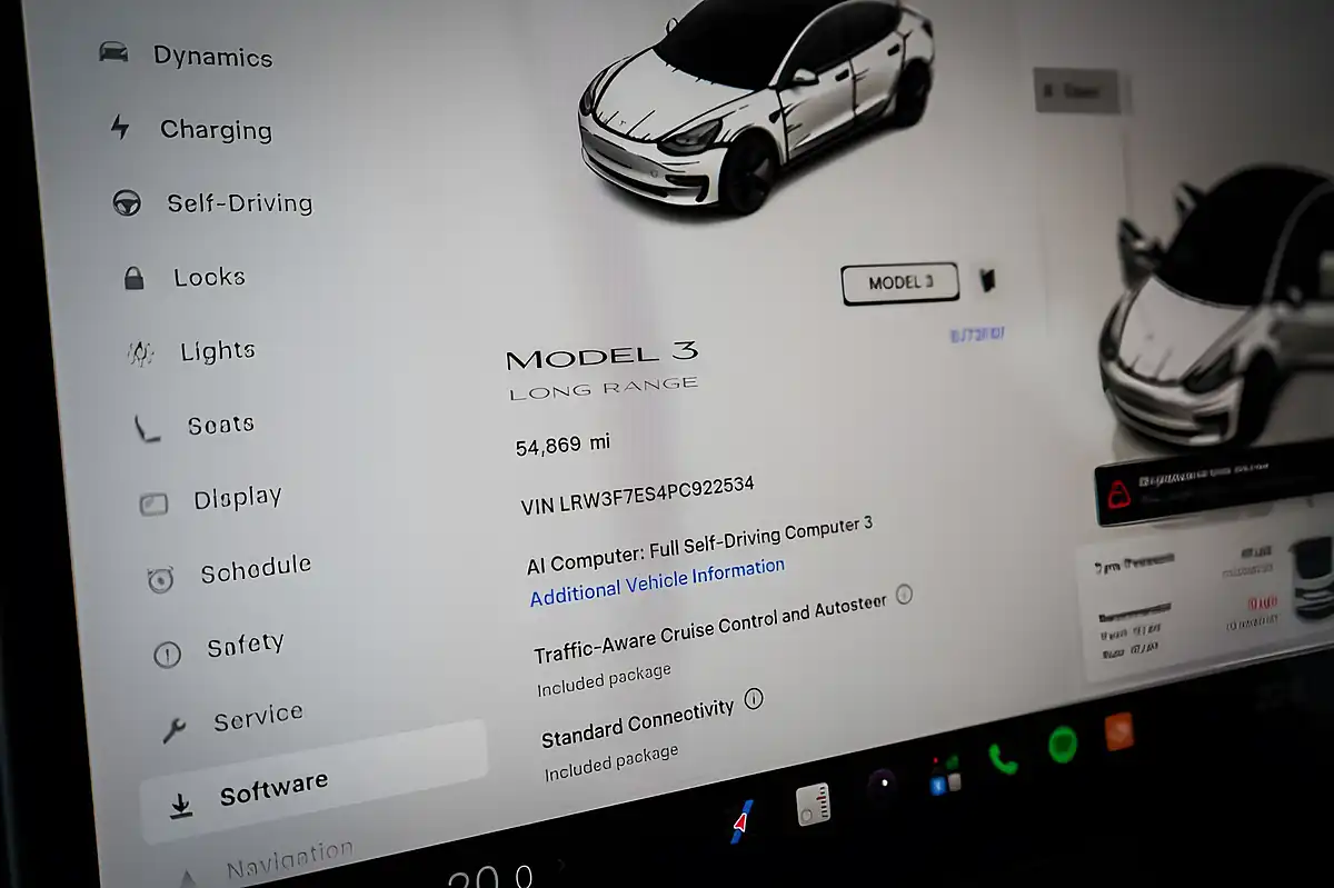 Used 2023 Tesla Model 3 Long Range White - Interior and Exterior details 18