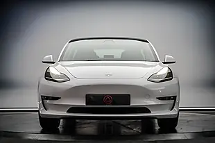 Used 2023 Tesla Model 3 Long Range White - Interior and Exterior details 9