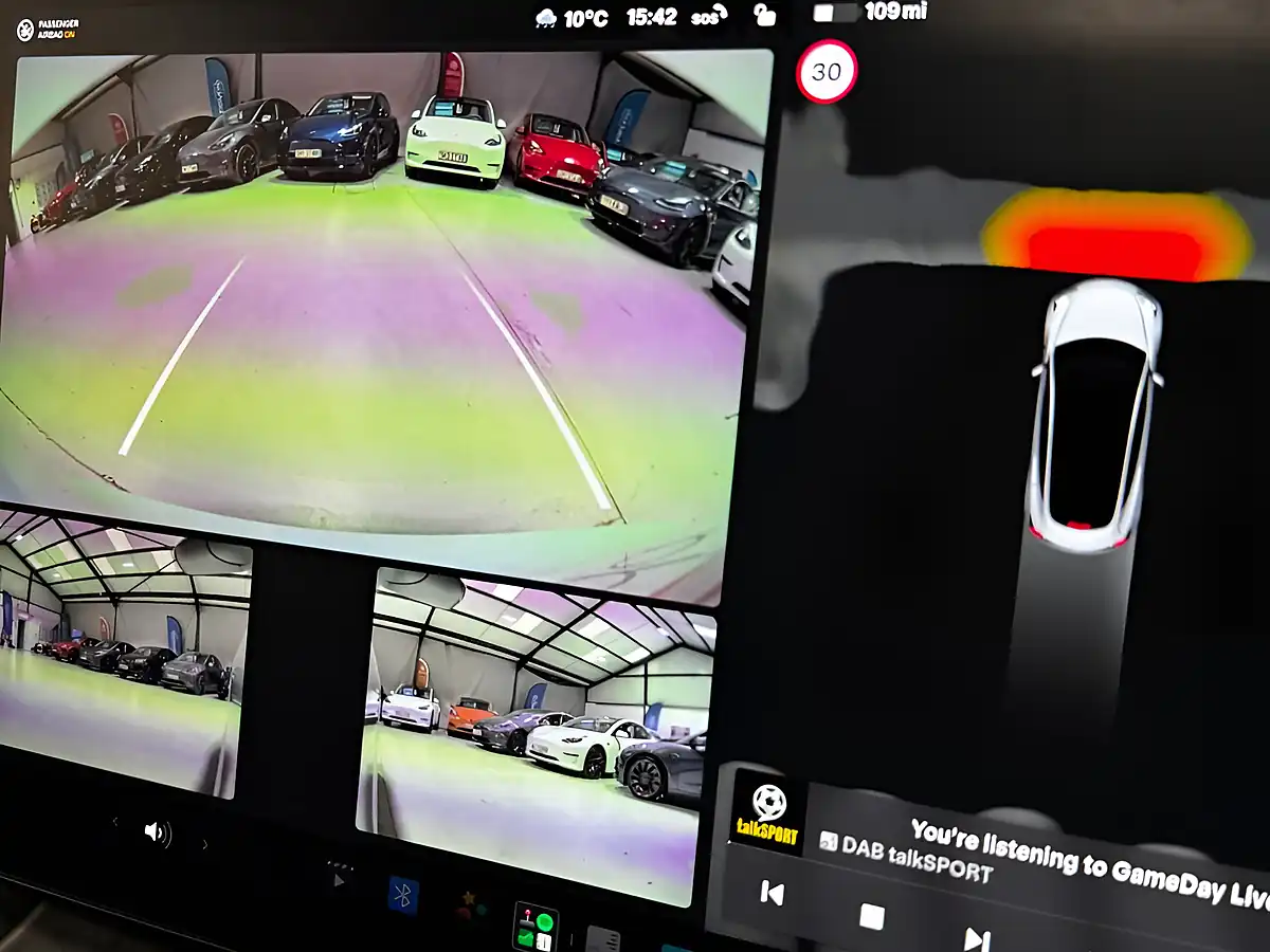 Used 2023 Tesla Model 3 Saloon White - Interior and Exterior details 15