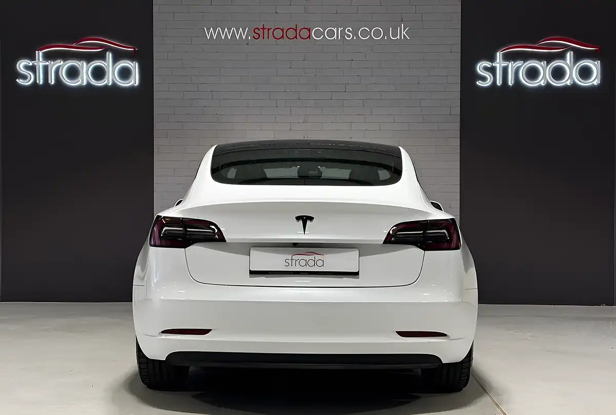 Used 2023 Tesla Model 3 Saloon White - Interior and Exterior details 7