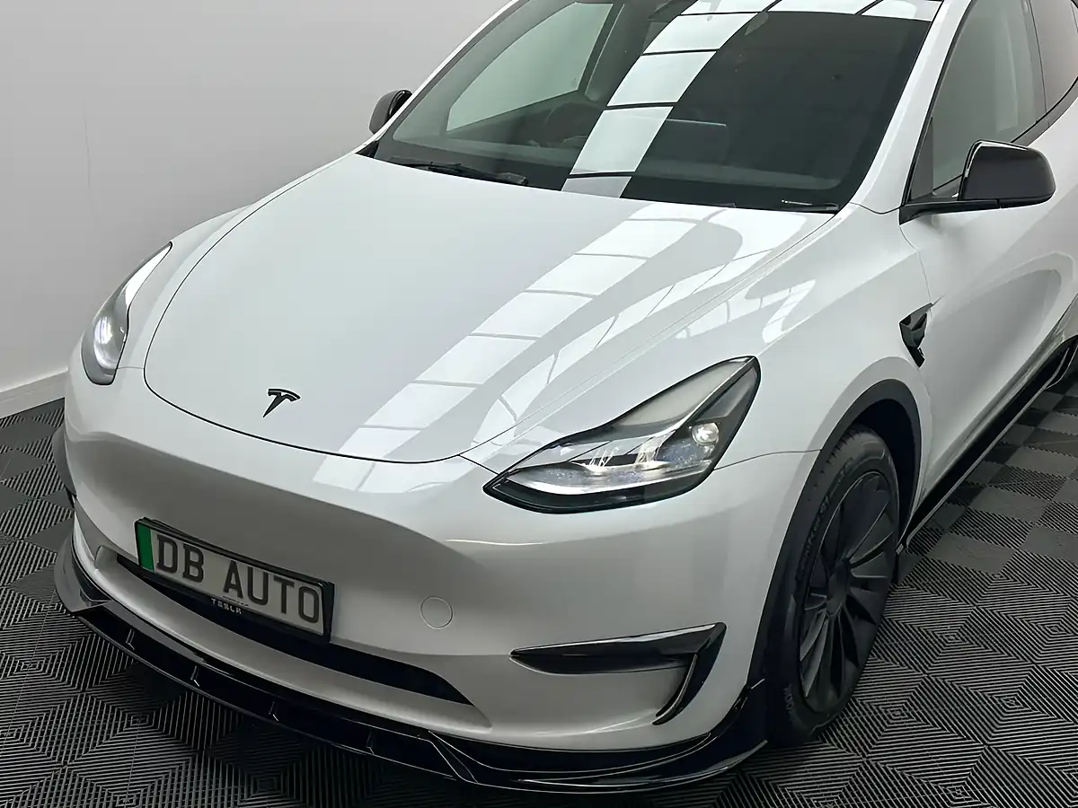 Used 2023 Tesla Model Y Aero Kit White - Interior and Exterior details 15