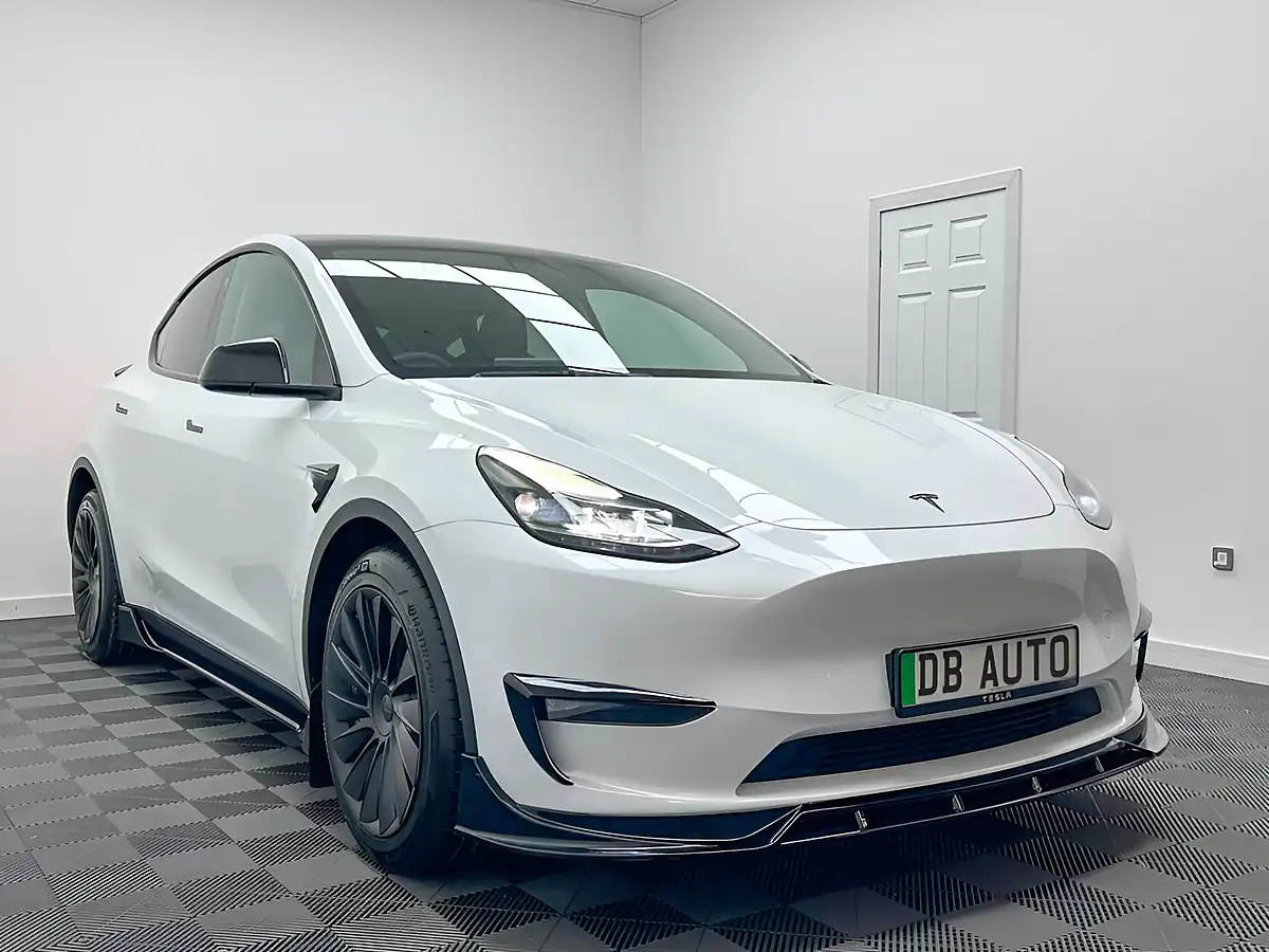 Used 2023 Tesla Model Y Aero Kit White - Interior and Exterior details 5