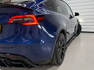 Used 2023 Tesla Model Y Blue - Interior and Exterior details 12