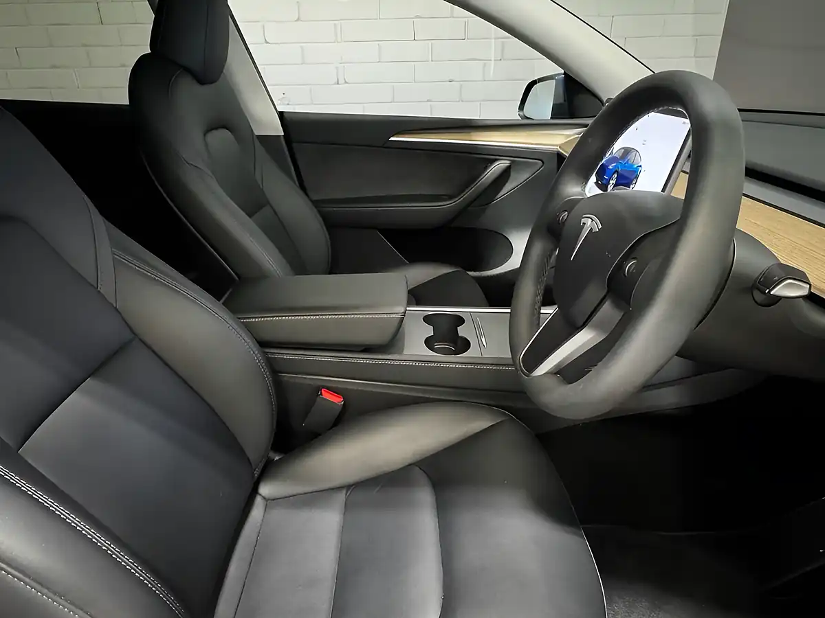 Used 2023 Tesla Model Y Deep Blue Metallic - Interior and Exterior details 6