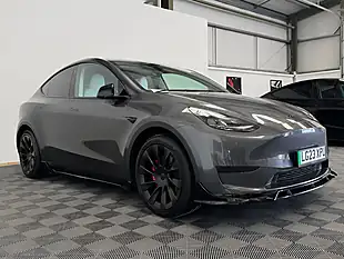 Used 2023 Tesla Model Y Grey - Interior and Exterior details 11