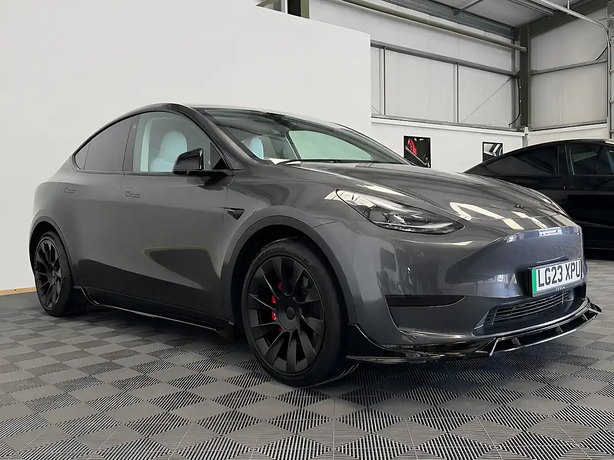 Used 2023 Tesla Model Y Grey - Interior and Exterior details 11