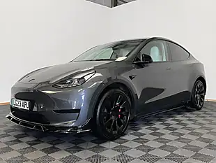 Used 2023 Tesla Model Y Grey - Interior and Exterior details 6